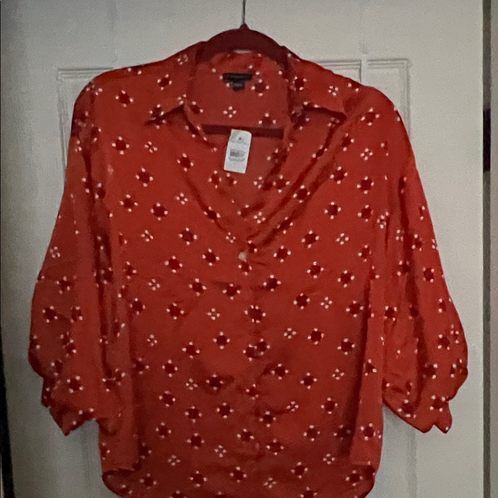 Red Printed V-Neck Women's Blouse - Ann Taylor size S